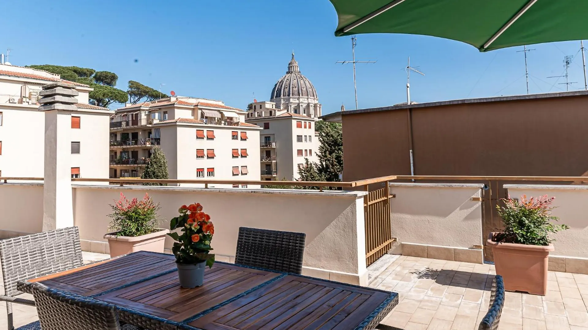 Consoli Penthouse - Terrace With A View On Saint Peter'S Rome